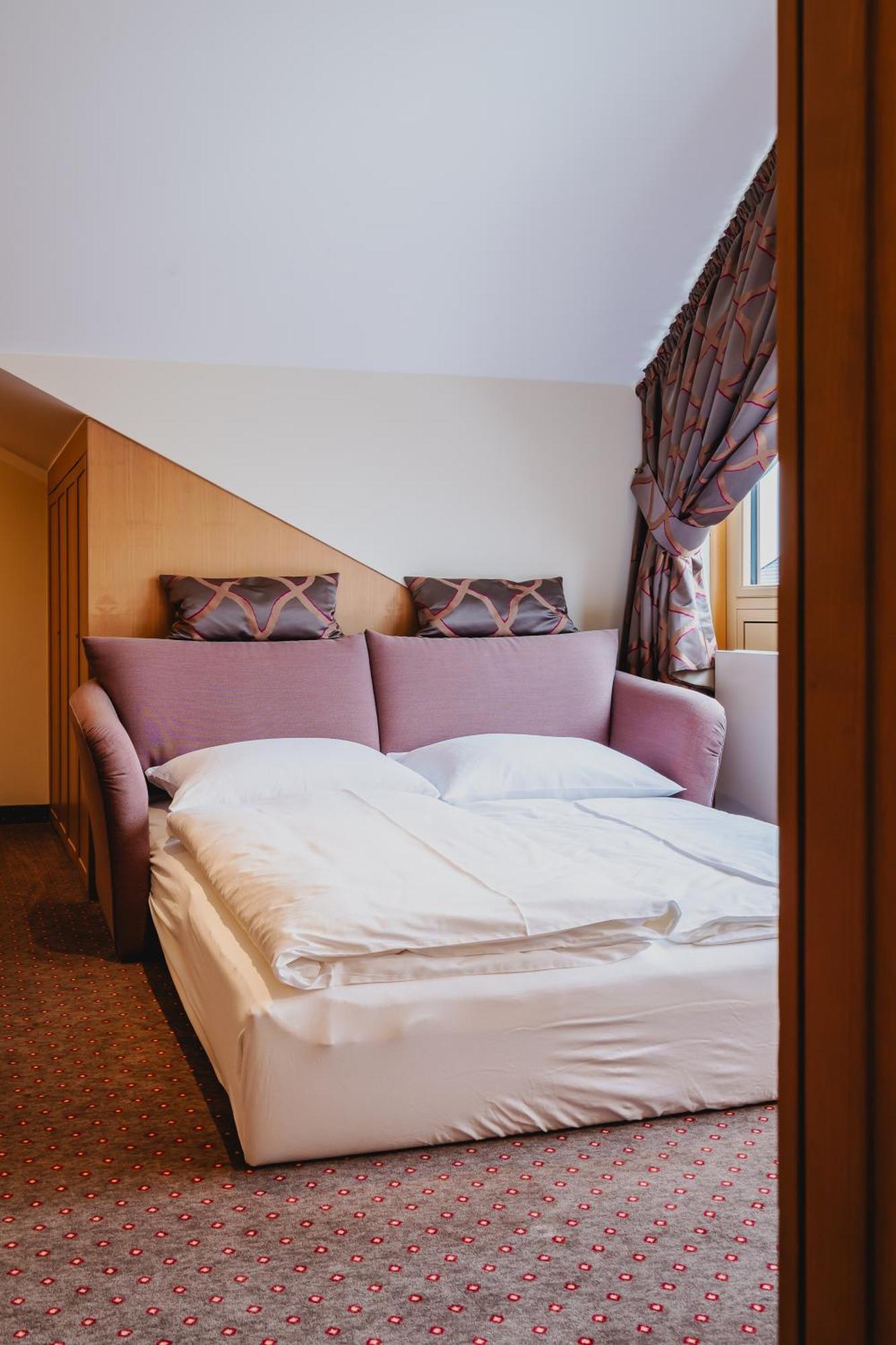 Hotel Hachinger Hof Oberhaching Εξωτερικό φωτογραφία