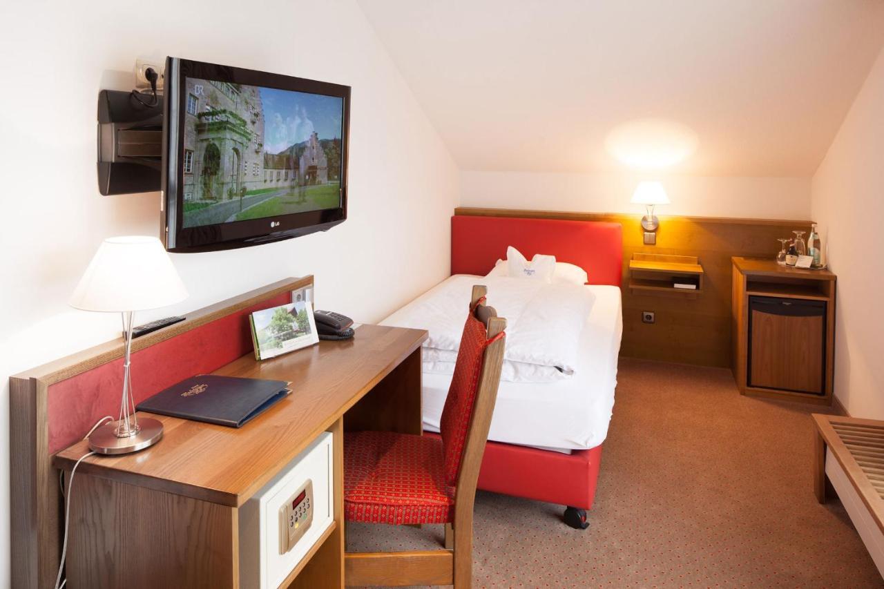 Hotel Hachinger Hof Oberhaching Εξωτερικό φωτογραφία